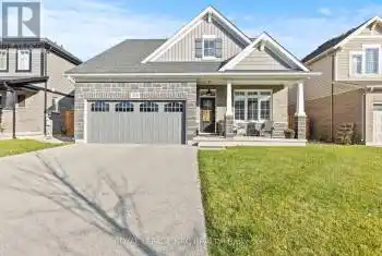 374 Julia Dr, Welland, Ontario L3C 0G7, 3 Bedrooms Bedrooms, 8 Rooms Rooms,3 BathroomsBathrooms,All Houses,Sold,Julia,X10423419