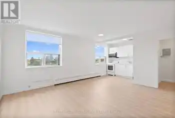 1017 Woodbine Ave Unit# 609, Toronto, Ontario M4C 4C3, 3 Rooms Rooms,1 BathroomBathrooms,All Houses,Rented,Woodbine,E10424645