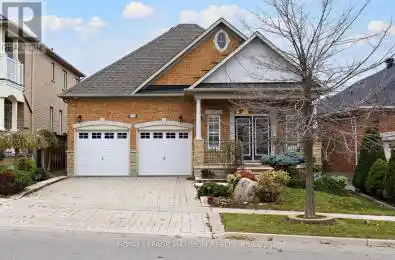 212 Ivy Glen Drive Vaughan (Patterson) Ontario L6A0N8