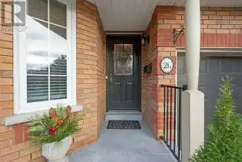 1735 The Collegeway Unit# 20, Mississauga, Ontario L5L 3S7, 3 Bedrooms Bedrooms, 6 Rooms Rooms,3 BathroomsBathrooms,All Houses,Sold,The Collegeway,W10425563