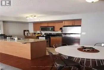 15 Elsie Lane Unit# 127, Toronto, Ontario M6P 3N3, 2 Bedrooms Bedrooms, 4 Rooms Rooms,2 BathroomsBathrooms,All Houses,Rented,Elsie,W10427535