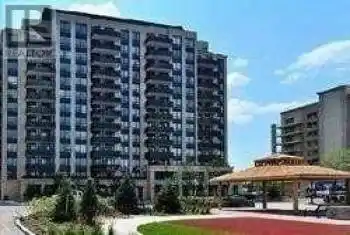 520 Steeles Ave Unit# 813, Vaughan, Ontario L4J 1A2, 1 Bedroom Bedrooms, 5 Rooms Rooms,2 BathroomsBathrooms,Condo,Rented,Steeles,N10428746