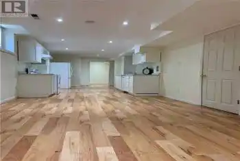 29 Estoril St, Richmond Hill, Ontario L4C 0B6, 2 Bedrooms Bedrooms, 4 Rooms Rooms,1 BathroomBathrooms,All Houses,Rented,Estoril,N10429773
