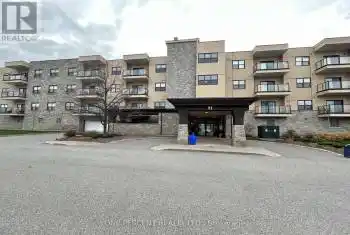 91 Raglan St Unit# 307, Collingwood, Ontario L9Y 0B2, 2 Bedrooms Bedrooms, 4 Rooms Rooms,2 BathroomsBathrooms,Condo,Sold,Raglan,S10431897