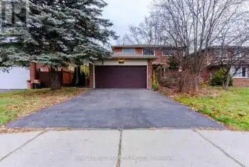 255 Plymouth Tr, Newmarket, Ontario L3Y 6G6, 4 Bedrooms Bedrooms, 9 Rooms Rooms,4 BathroomsBathrooms,All Houses,Sold,Plymouth,N10441200