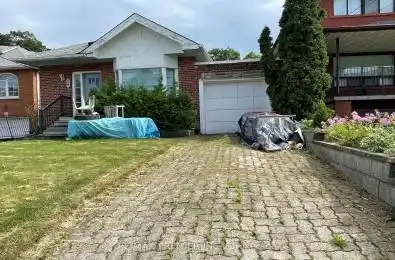 29 Venn Cres Toronto Ontario M6M 1S5