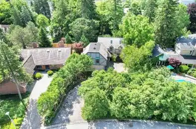 12 Tallwood Circ London Ontario N5X 2S1