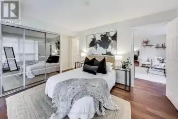761 Bay St Unit# 304, Toronto, Ontario M5G 2R2, 2 Bedrooms Bedrooms, 6 Rooms Rooms,2 BathroomsBathrooms,Condo,Sold,Bay,C10923360
