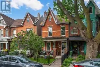 11 Northcote Ave, Toronto, Ontario M6J 3K2, 5 Bedrooms Bedrooms, 10 Rooms Rooms,3 BathroomsBathrooms,All Houses,Sold,Northcote,C10927436