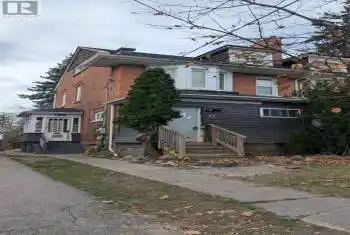 92 MARY St, Barrie, Ontario L4N 1T1, 5 Bedrooms Bedrooms, 11 Rooms Rooms,4 BathroomsBathrooms,All Houses,Sold,MARY,S10929330