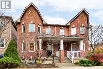 3 Minho Blvd, Toronto, Ontario M6G 4B6, 3 Bedrooms Bedrooms, 7 Rooms Rooms,3 BathroomsBathrooms,All Houses,Sold,Minho,C10961575