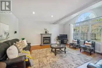 14 Selleck Lane, Oshawa, Ontario L1G 3Y3, 4 Bedrooms Bedrooms, 8 Rooms Rooms,3 BathroomsBathrooms,All Houses,Sold,Selleck,E10930007