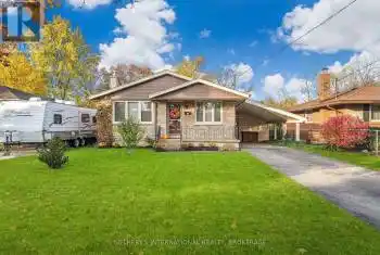5 Hardwood Grve, St. Catharines, Ontario L2P 1K3, 3 Bedrooms Bedrooms, 7 Rooms Rooms,1 BathroomBathrooms,All Houses,Sold,Hardwood,X11026955