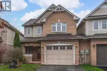 13 Bird St, Barrie, Ontario L4N 0X1, 3 Bedrooms Bedrooms, 6 Rooms Rooms,3 BathroomsBathrooms,All Houses,Sold,Bird,S11046895