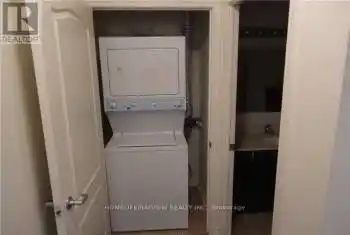 3865 Lakeshore Blvd Unit# 206, Toronto, Ontario M8W 0A2, 1 Bedroom Bedrooms, 4 Rooms Rooms,1 BathroomBathrooms,Condo,Rented,Lakeshore,W9372671