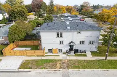223 Hallmark Avenue Toronto (Alderwood) Ontario M8W2M4