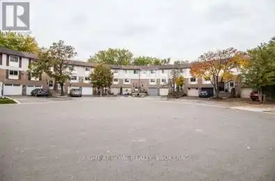 62 Onslow Court Oakville (1003 - CP College Park) Ontario L6H1J2
