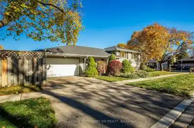 69 Ashmount Cres Toronto Ontario M9R 1C9