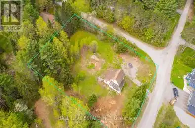 23 The Avenue Kawartha Lakes (Kinmount) Ontario K0M2A0