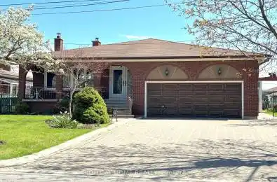 3 Tothill Rd Toronto Ontario M9L 1H8
