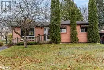 1013 GLEN BOGIE Cres, Midland, Ontario L4R 4S6, 3 Bedrooms Bedrooms, 7 Rooms Rooms,2 BathroomsBathrooms,All Houses,Sold,GLEN BOGIE,S11823213