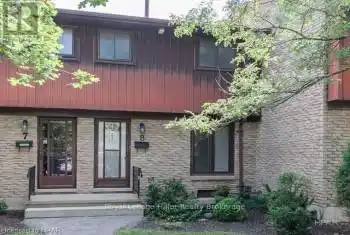 91 AVONWOOD Dr Unit# 8, Stratford, Ontario N4Z 1B2, 3 Bedrooms Bedrooms, 8 Rooms Rooms,2 BathroomsBathrooms,All Houses,Sold,AVONWOOD,X11823036