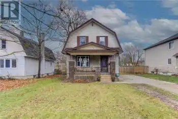 465 ALBERT Ave, North Perth, Ontario N4W 1V2, 3 Bedrooms Bedrooms, 8 Rooms Rooms,2 BathroomsBathrooms,All Houses,Sold,ALBERT,X11823094