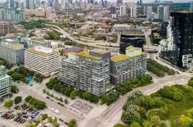120 Bayview Ave Unit# S901 Toronto Ontario M5A 3R7