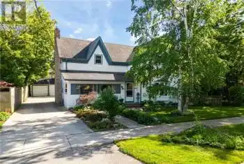 155 QUEBEC St, Goderich, Ontario N7A 2G8, 4 Bedrooms Bedrooms, 11 Rooms Rooms,2 BathroomsBathrooms,All Houses,Sold,QUEBEC,X10780467