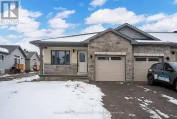 128 Seabert Dr, Arnprior, Ontario K7S 0K1, 2 Bedrooms Bedrooms, 6 Rooms Rooms,3 BathroomsBathrooms,All Houses,Rented,Seabert,X11880719