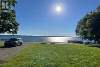 317 Lake Dr, Georgina, Ontario L4P 3C8, 3 Bedrooms Bedrooms, 6 Rooms Rooms,1 BathroomBathrooms,All Houses,Sold,Lake,27715000