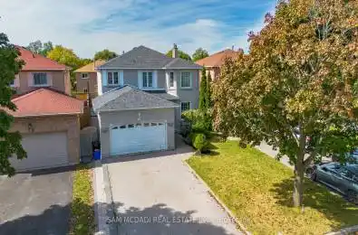 74 Pearce Drive Ajax (Central West) Ontario L1T2P7