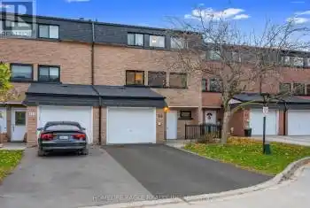 64 Poplar Cres Unit# 47, Aurora, Ontario L4G 3L3, 3 Bedrooms Bedrooms, 7 Rooms Rooms,2 BathroomsBathrooms,All Houses,Sold,Poplar,N11882576