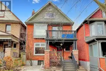215 Pearson Ave Unit# 2, Toronto, Ontario M6R 1G6, 3 Rooms Rooms,1 BathroomBathrooms,All Houses,Rented,Pearson,W11887110