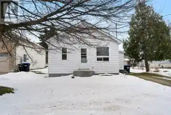 196 Erie St, Collingwood, Ontario L9Y 1P7, 2 Bedrooms Bedrooms, 6 Rooms Rooms,1 BathroomBathrooms,All Houses,Rented,Erie,S11888104