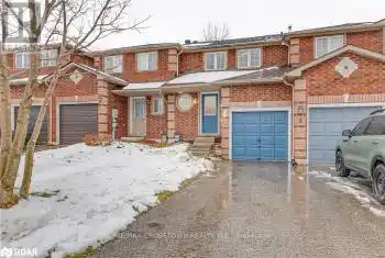 29 Courtney Cres, Barrie, Ontario L4N 5S7, 3 Bedrooms Bedrooms, 8 Rooms Rooms,3 BathroomsBathrooms,All Houses,Sold,Courtney,S11888886