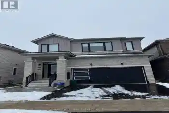 61 Valleybrook Rd Unit# #UPPER, Barrie, Ontario L9S 2Z8, 4 Bedrooms Bedrooms, 8 Rooms Rooms,3 BathroomsBathrooms,All Houses,Rented,Valleybrook,S11889315