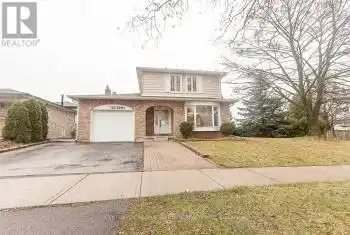 2401 Eaglesfield Dr, Burlington, Ontario L7P 4B4, 3 Bedrooms Bedrooms, 8 Rooms Rooms,4 BathroomsBathrooms,All Houses,Sold,Eaglesfield,W11890167