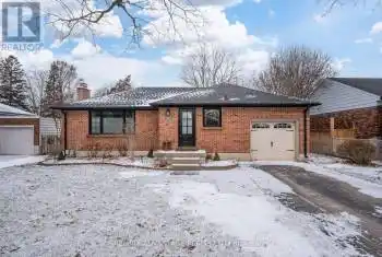 56 David St, London, Ontario N6P 1B3, 2 Bedrooms Bedrooms, 7 Rooms Rooms,2 BathroomsBathrooms,All Houses,Sold,David,X11891793