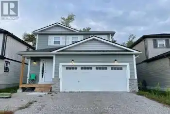 225 Wild Rose Dr, Gravenhurst, Ontario P1P 0B4, 3 Bedrooms Bedrooms, 8 Rooms Rooms,3 BathroomsBathrooms,All Houses,Rented,Wild Rose,X11892820