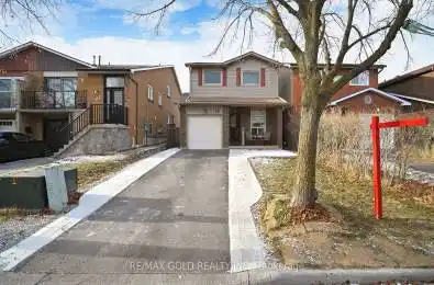 35 Lady Stewart Boulevard Brampton (Westgate) Ontario L6S3Y2
