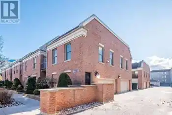 106 Robert's Row, Cobourg, Ontario K9A 5R2, 2 Bedrooms Bedrooms, 7 Rooms Rooms,2 BathroomsBathrooms,All Houses,Sold,Robert's Row,X11893867