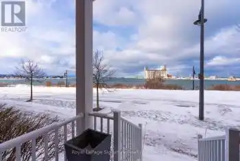 20 Wheelhouse Cres Unit# 4, Collingwood, Ontario L9Y 0J9, 4 Bedrooms Bedrooms, 8 Rooms Rooms,5 BathroomsBathrooms,All Houses,Sold,Wheelhouse,S11895385