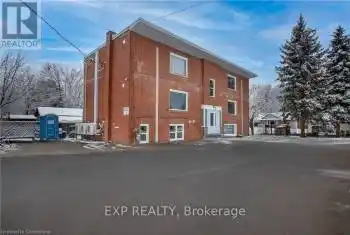 157 BRUCE St, Kitchener, Ontario N2B 1Z2, 2 Bedrooms Bedrooms, 5 Rooms Rooms,1 BathroomBathrooms,Condo,Rented,BRUCE,X10404753