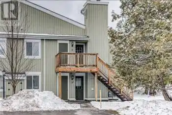 15 Dawson Dr Unit# 11, Collingwood, Ontario L9Y 5B4, 2 Bedrooms Bedrooms, 6 Rooms Rooms,2 BathroomsBathrooms,All Houses,Rented,Dawson,S11898090