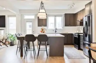 17 Vickery St Whitby Ontario L1P 0L1