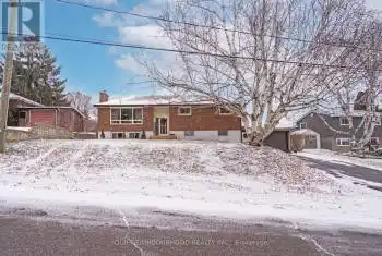 19 Hope St, Brighton, Ontario K0K 1H0, 3 Bedrooms Bedrooms, 11 Rooms Rooms,3 BathroomsBathrooms,All Houses,Sold,Hope,X11901088
