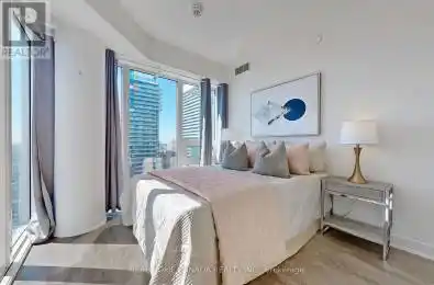 195 Redpath Avenue Unit# 2504 Toronto (Mount Pleasant West) Ontario M4