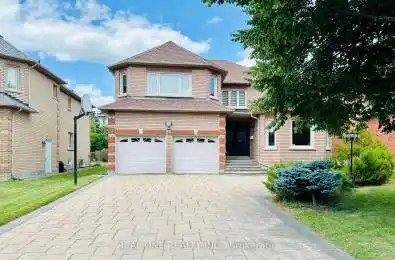 18 Henricks Crescent Richmond Hill (Bayview Hill) Ontario L4B3W4