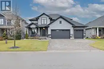 724 Radisson Lane, Strathroy-Caradoc, Ontario N0L 1W0, 4 Bedrooms Bedrooms, 8 Rooms Rooms,3 BathroomsBathrooms,All Houses,Sold,Radisson,X11905535